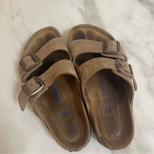 Arizona Birkenstocks tobacco brown